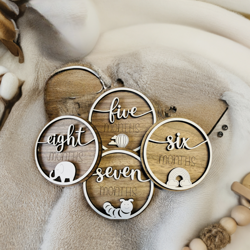 BABY MILESTONE WOODEN DISCS GIRL BOY NEWBORN KEEPSAKE