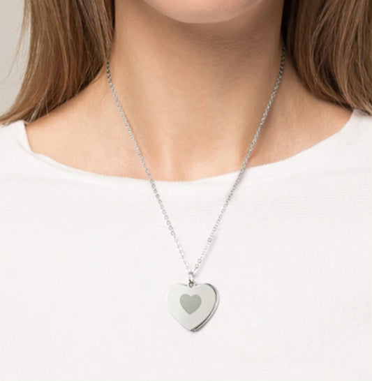 Jewellery - Necklace - Heart Locket with Hidden Photo